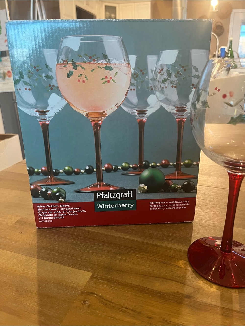 Pfaltzgraff Winterberry Red-Stem Wine Goblets (Set of 4)